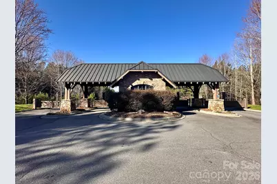 206 W Settings Boulevard, Valdese, NC 28690 - Photo 5