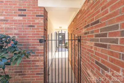 2401 Quail Lake Drive, Charlotte, NC 28210 - Photo 25