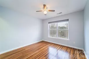 10 Northbrook Pl, Asheville, NC 28804 - Photo 17