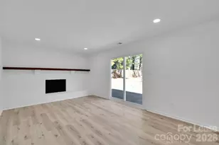 7404 Shadowlake Dr, Charlotte, NC 28226 - Photo 15