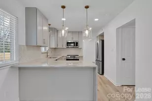 7404 Shadowlake Dr, Charlotte, NC 28226 - Photo 11