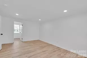 7404 Shadowlake Dr, Charlotte, NC 28226 - Photo 27