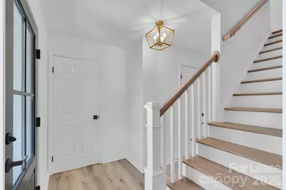 7404 Shadowlake Drive, Charlotte, NC 28226 - Photo 3