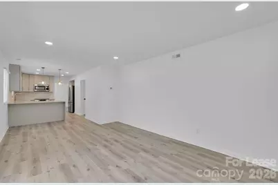 7404 Shadowlake Drive, Charlotte, NC 28226 - Photo 13