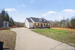 310 Old Hardin Rd, Dallas, NC 28034 - Photo 3