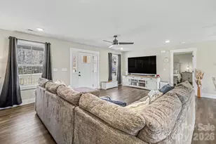 310 Old Hardin Rd, Dallas, NC 28034 - Photo 9