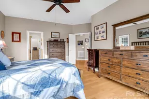 29 Spring Heights Ct, Hendersonville, NC 28791 - Photo 19