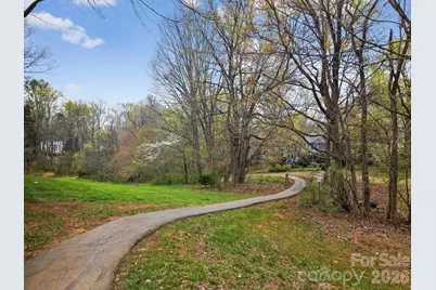 9510 Saddle Run Trail, Charlotte, NC 28269 - Photo 37