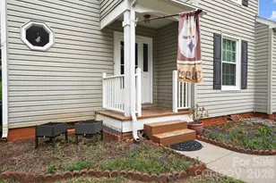 9510 Saddle Run Trail, Charlotte, NC 28269 - Photo 3