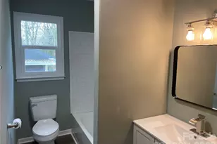 107 Berry St, Chester, SC 29706 - Photo 15