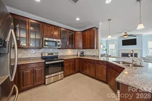 12811 Hazelbrook Ln, Cornelius, NC 28031 - Photo 13