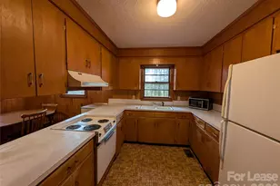 805 Edgewood Rd, Bessemer City, NC 28016 - Photo 5