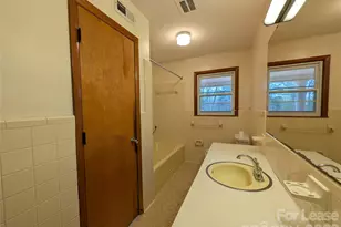 805 Edgewood Rd, Bessemer City, NC 28016 - Photo 17