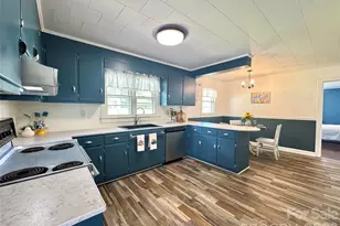 848 Meadowood Dr NE, Lenoir, NC 28645 - Photo 3