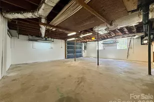 848 Meadowood Dr NE, Lenoir, NC 28645 - Photo 21