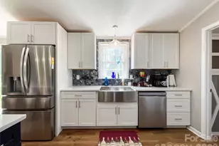 7706 Davis Rd, Waxhaw, NC 28173 - Photo 5