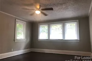 701 S South St, Gastonia, NC 28052 - Photo 9