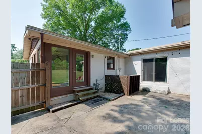 3921 Sheffield Drive, Charlotte, NC 28205 - Photo 37
