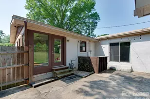 3921 Sheffield Dr, Charlotte, NC 28205 - Photo 37