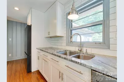 3921 Sheffield Drive, Charlotte, NC 28205 - Photo 17