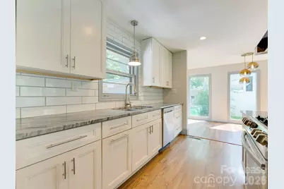 3921 Sheffield Drive, Charlotte, NC 28205 - Photo 19