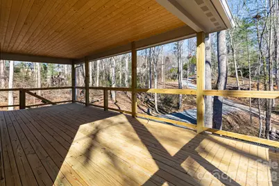 137 E Arbutus Trail, Hendersonville, NC 28792 - Photo 7