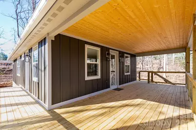 137 E Arbutus Trail, Hendersonville, NC 28792 - Photo 1