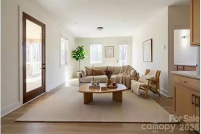 137 E Arbutus Trail, Hendersonville, NC 28792 - Photo 7