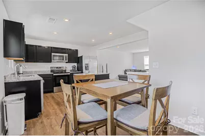 6109 Carrick Bend Court, Charlotte, NC 28269 - Photo 5