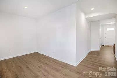 6109 Carrick Bend Court, Charlotte, NC 28269 - Photo 7