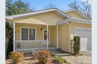 40 Spring Village Lane, Hendersonville, NC 28739 - Photo 3