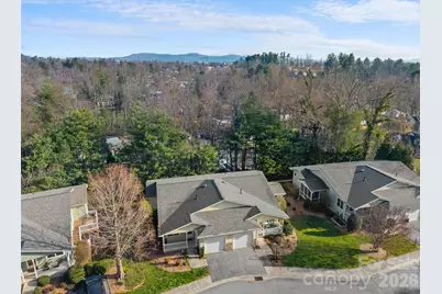 40 Spring Village Lane, Hendersonville, NC 28739 - Photo 33