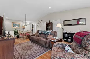 40 Spring Village Ln, Hendersonville, NC 28739 - Photo 7