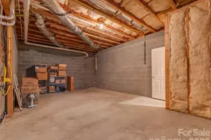 40 Spring Village Ln, Hendersonville, NC 28739 - Photo 25