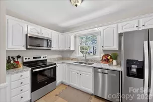 6576 Stoney Ridge Rd, Matthews, NC 28104 - Photo 13