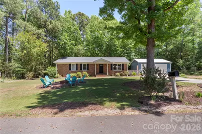 1122 Pine Knot Court, Clover, SC 29710 - Photo 3