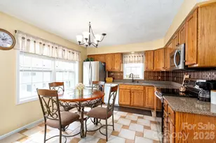 107 Loch Haven Rd, Swannanoa, NC 28778 - Photo 3