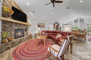 151 High Grove Pkwy, Whittier, NC 28789 - Photo 9