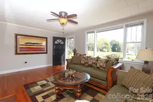 414 S Chester Street S, Blacksburg, SC 29702 - Photo 7