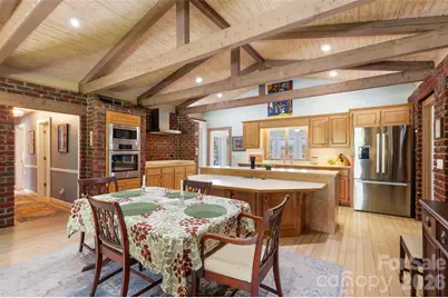 514 Golfview Court, Lenoir, NC 28645 - Photo 9