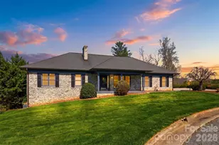 514 Golfview Ct, Lenoir, NC 28645 - Photo 3