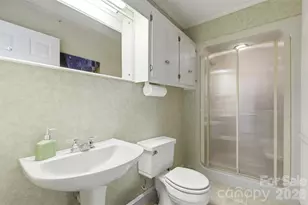 514 Golfview Ct, Lenoir, NC 28645 - Photo 27