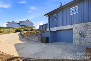 514 Golfview Ct, Lenoir, NC 28645 - Photo 35