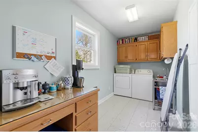 514 Golfview Court, Lenoir, NC 28645 - Photo 13