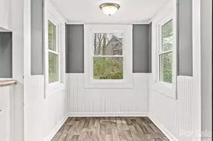 15 Woodbine Rd, Asheville, NC 28804 - Photo 9