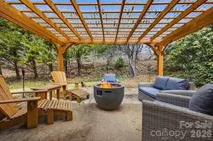 65 West End Cir, Waynesville, NC 28785 - Photo 3