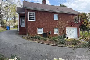 1631 Maple Ave, Albemarle, NC 28001 - Photo 11