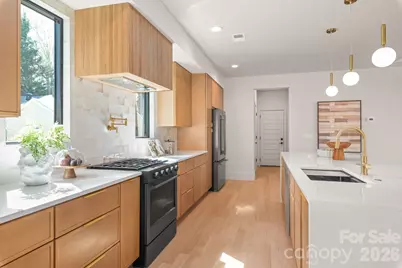 1814 Logie Avenue, Charlotte, NC 28205 - Photo 11