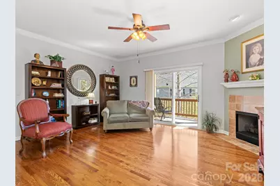 25 Old Pasture Way, Hendersonville, NC 28739 - Photo 11