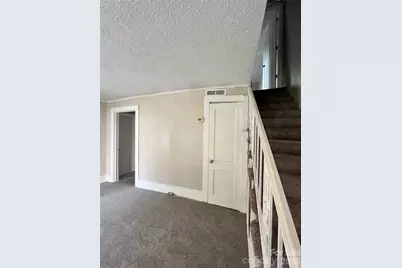 107 E Georgia Avenue, Bessemer City, NC 28016 - Photo 3